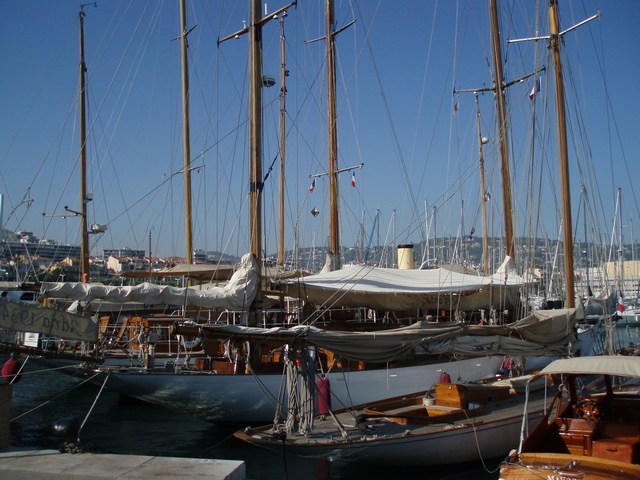 Cannes-přístav_1.JPG