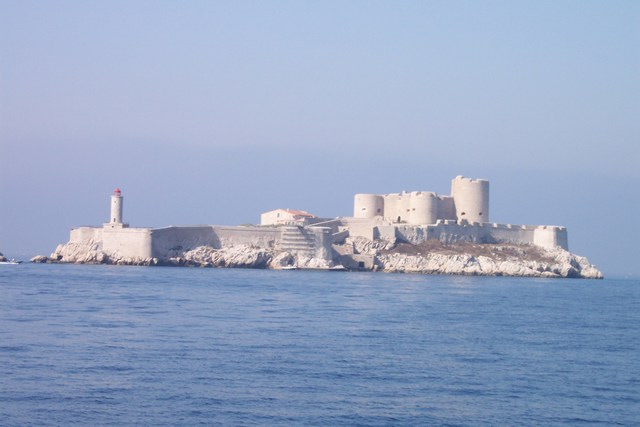 Marseille-chateau d´if.JPG
