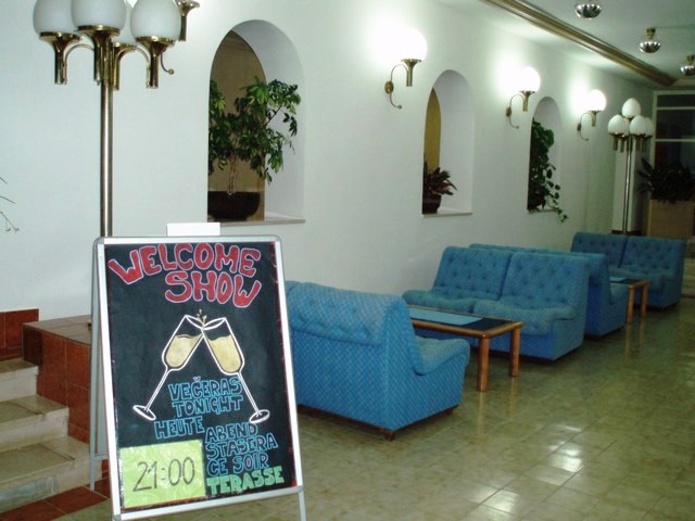 hotel mediteran - hala.JPG