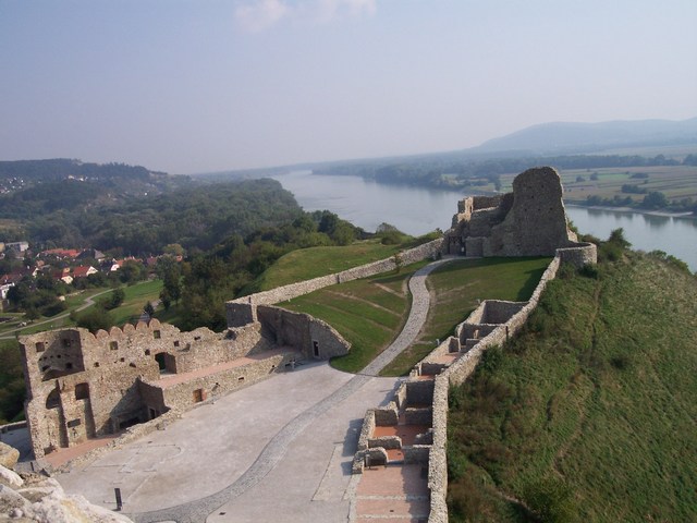 Děvín_2.JPG